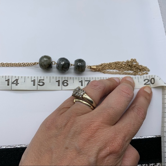 Hand Made Long Green Beaded Stone Tassel Necklace in Gold - Picture 8 of 9